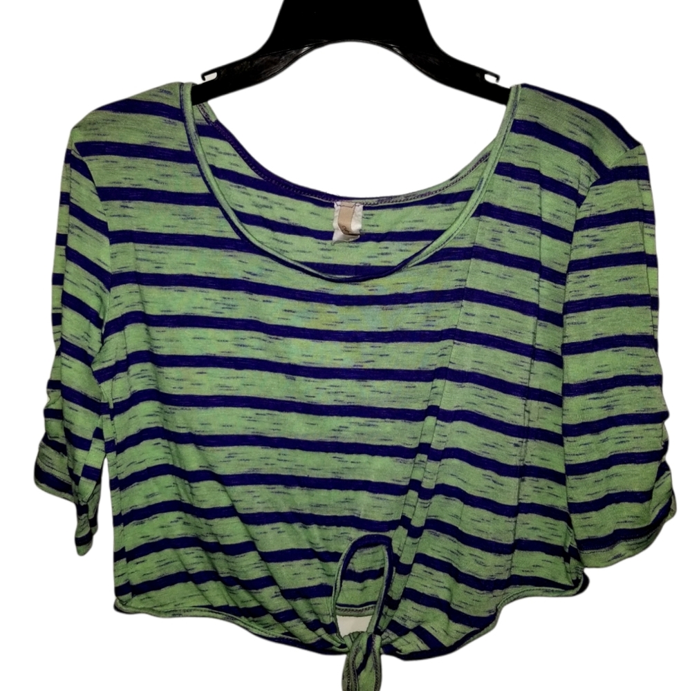 Vintage Style Crop Top M